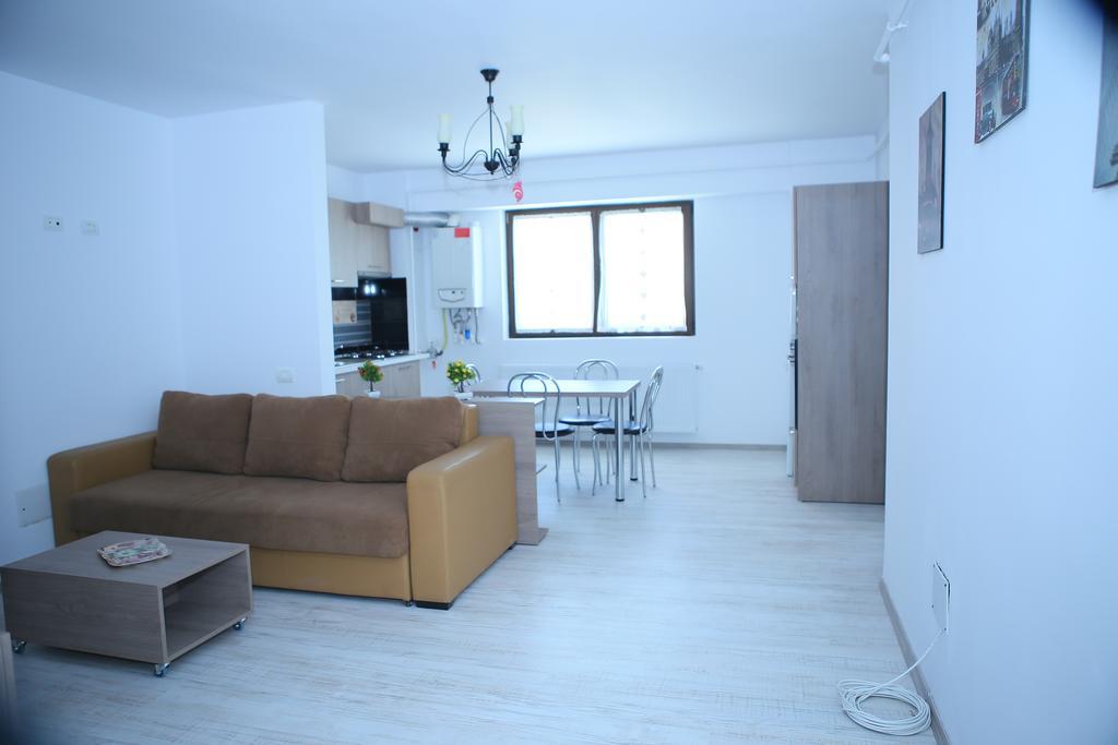 Rcc Apartaments Фокшаны Экстерьер фото